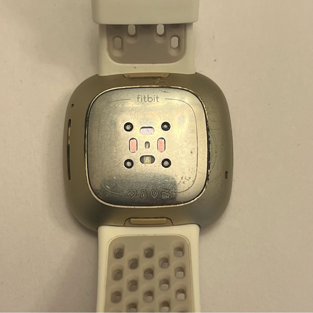 Fitbit Sense Advanced, Gold Case, White Band, Tested, Charger Included - Picture 6 of 7